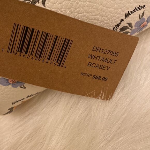 NWT Steve Madden BCASEY Crossbody - Multi-Color - Picture 10 of 15